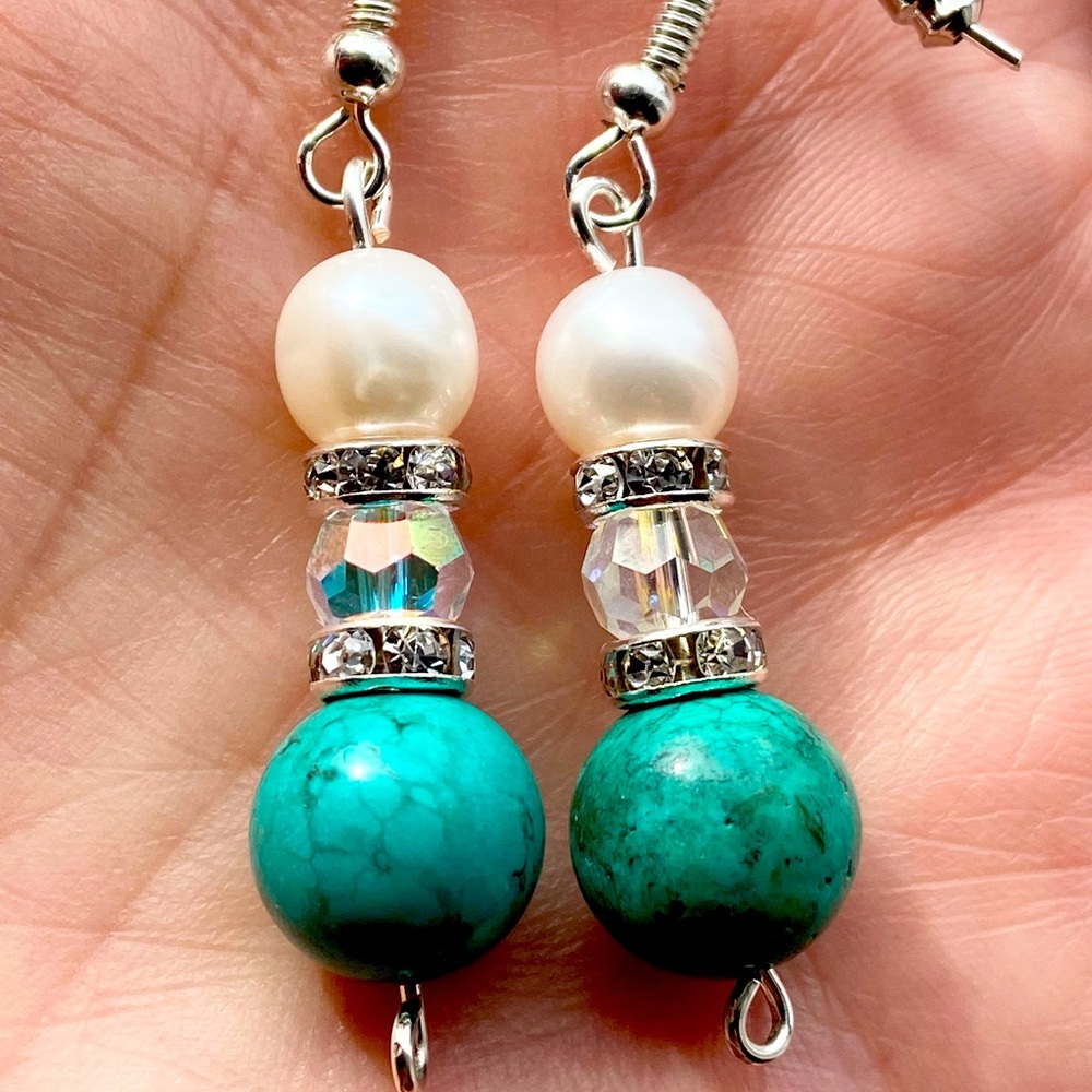 Genuine Pearl, turquoise bead & Borealis Swarovski Crystal Earrings.